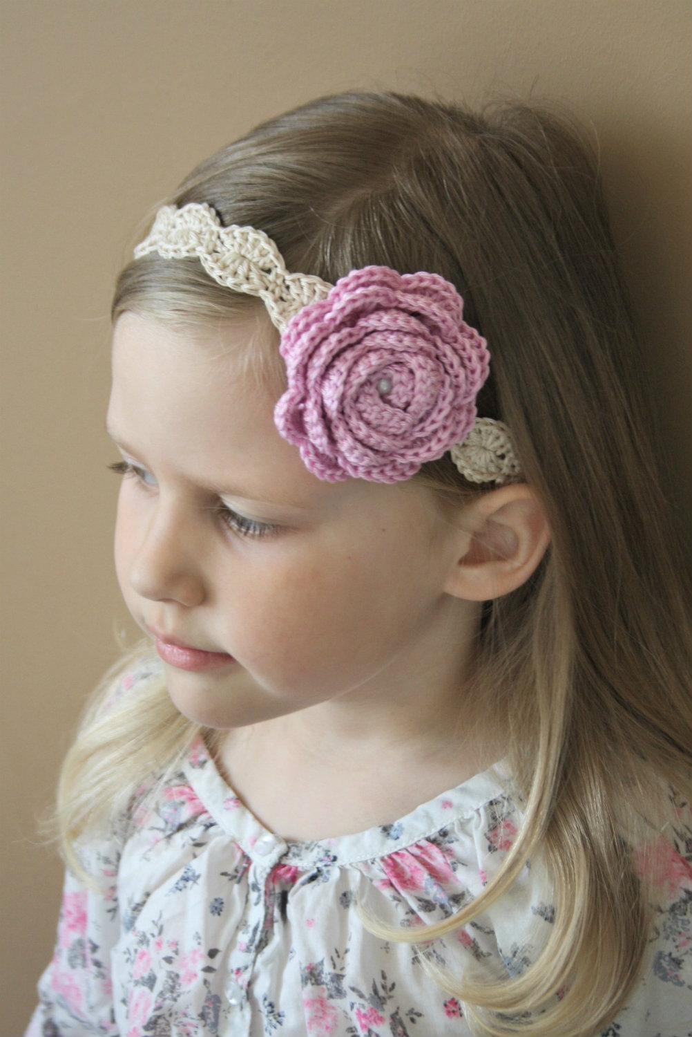 Crochet headband pattern | DIY headband with a huge rose | lilleliis