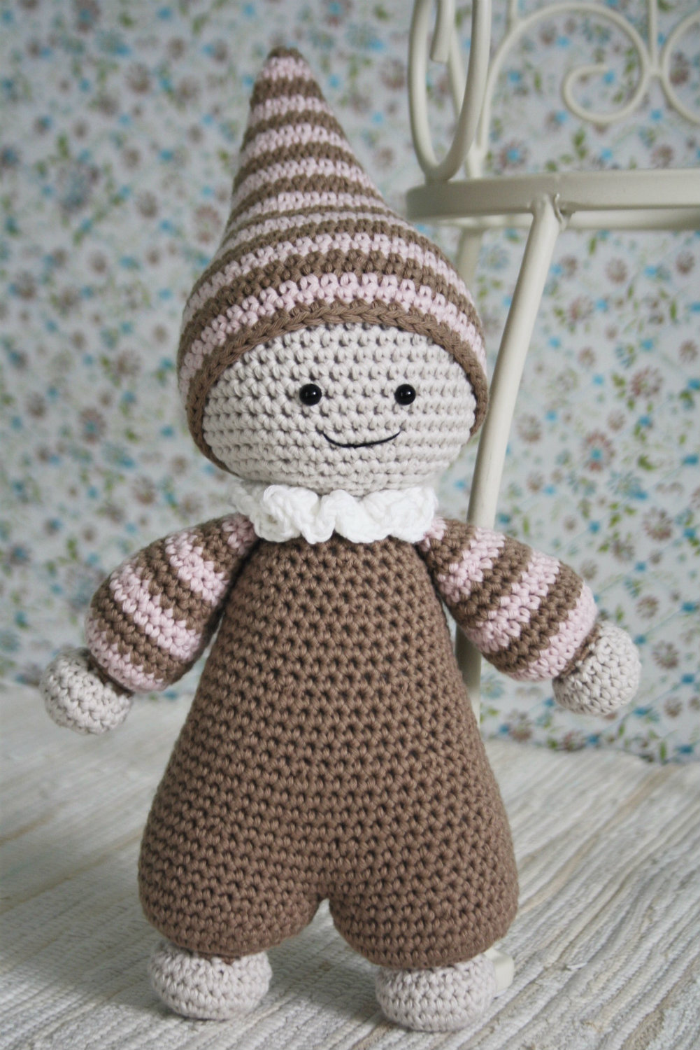 Cuddly baby doll for babies and newborn amigurumi crochet pattern