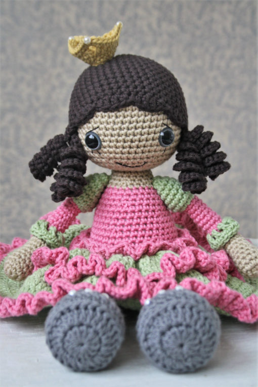 amigurumi princess doll pattern