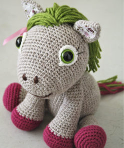 amigurumi crochet pony