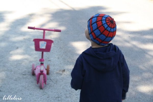 Crochet spiderman hat lilleliis