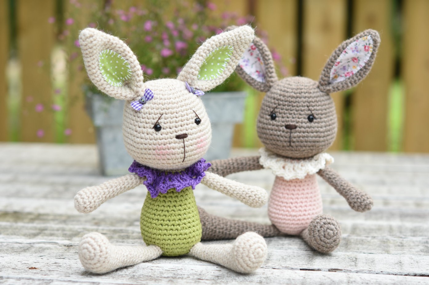 lace collar bunny amigurumi pattern