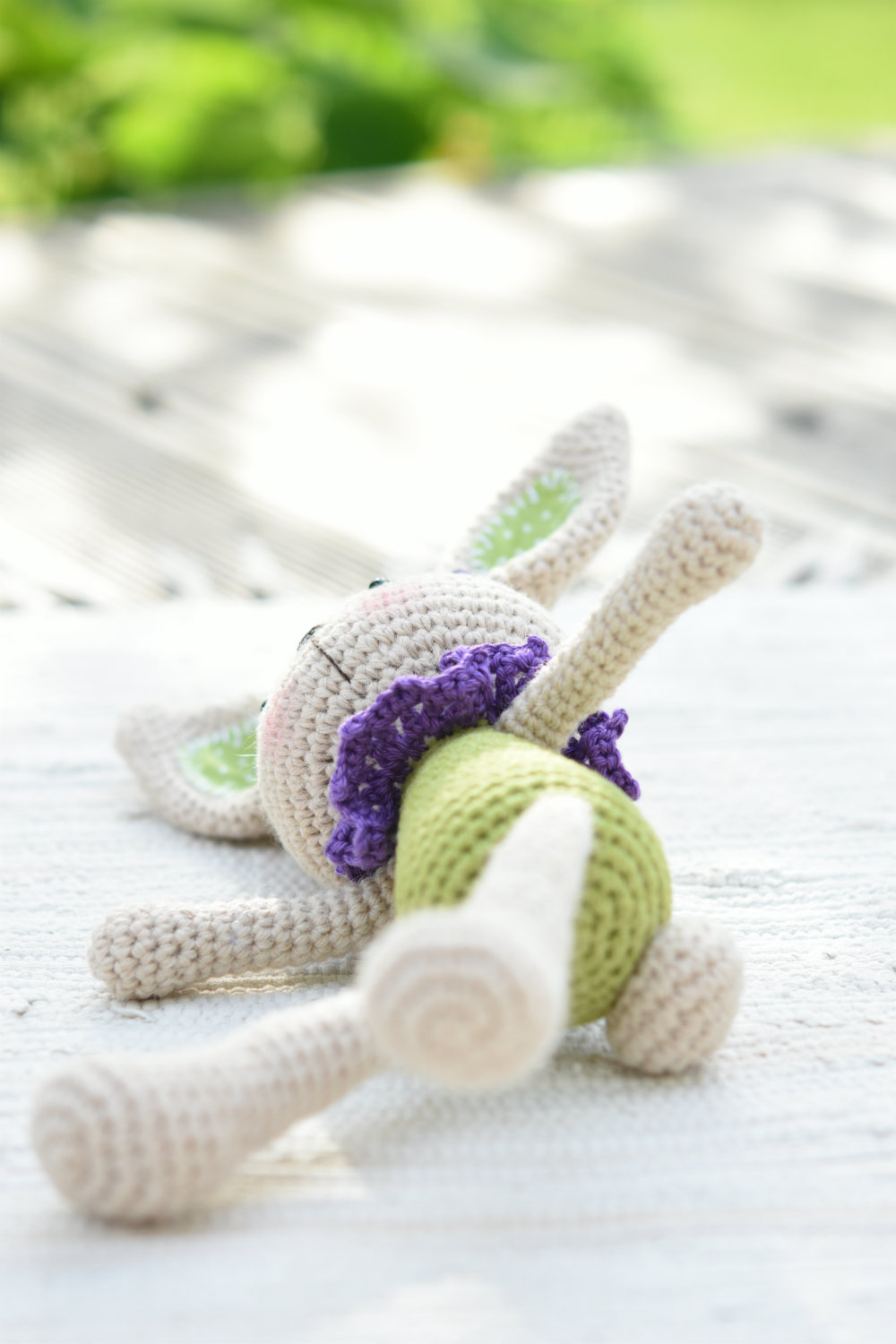 lace collar bunny amigurumi pattern