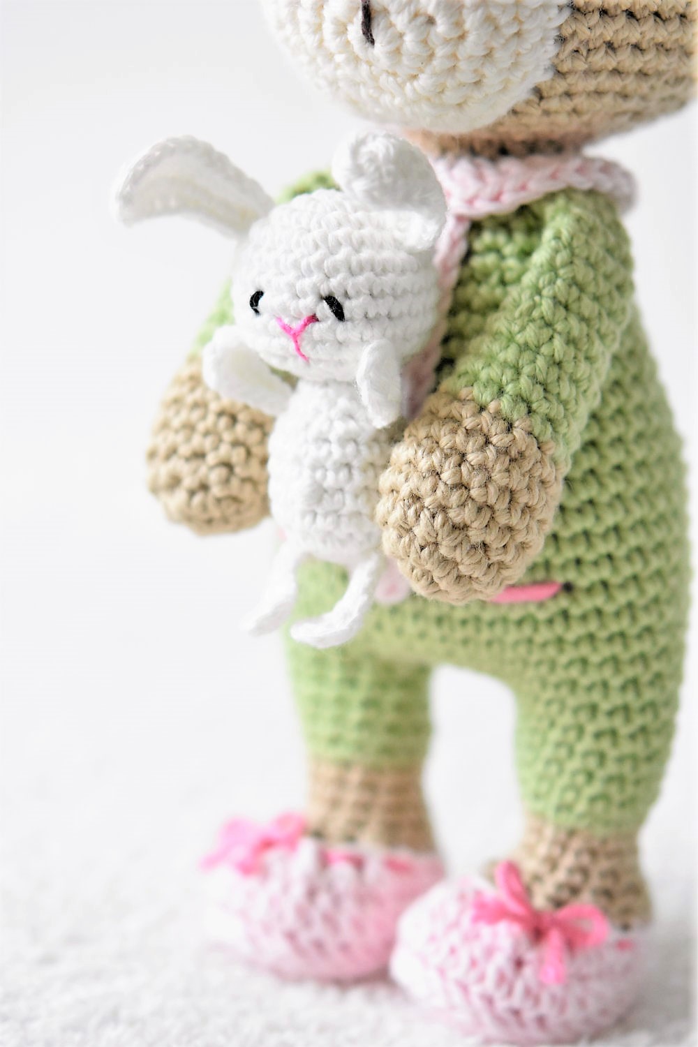 Sleepy Ida and Itsy-bitsy bunny - amigurumi pattern