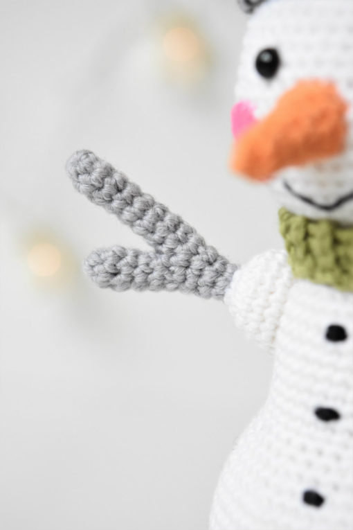 amigurumi snowman pattern