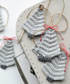 christmas tree garland