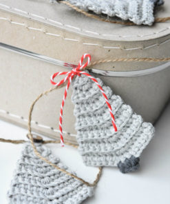 crochet christmas tree garland
