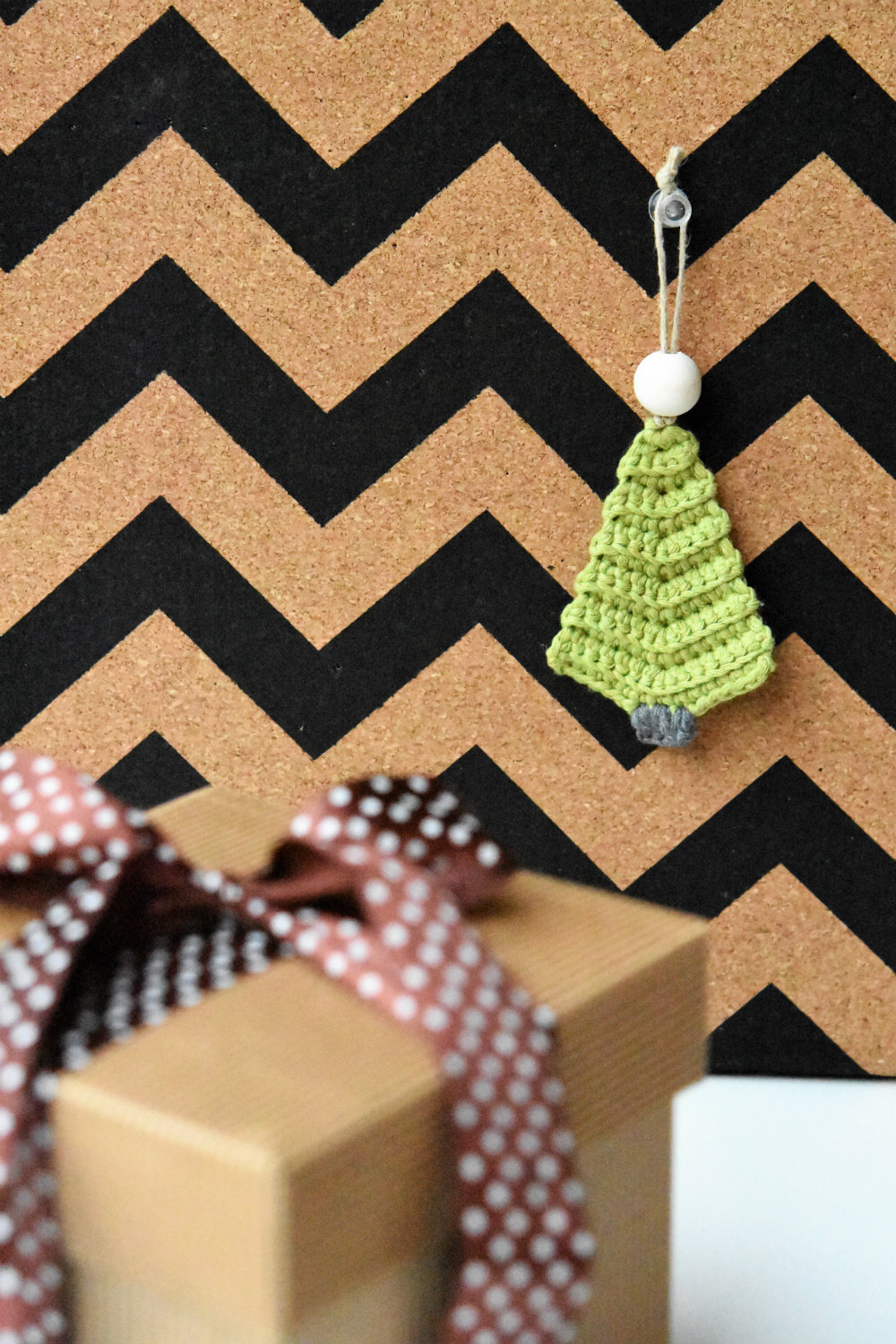 crochet christmas tree ornament