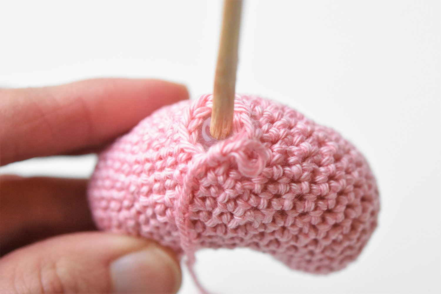 amigurumi hearts on a stick