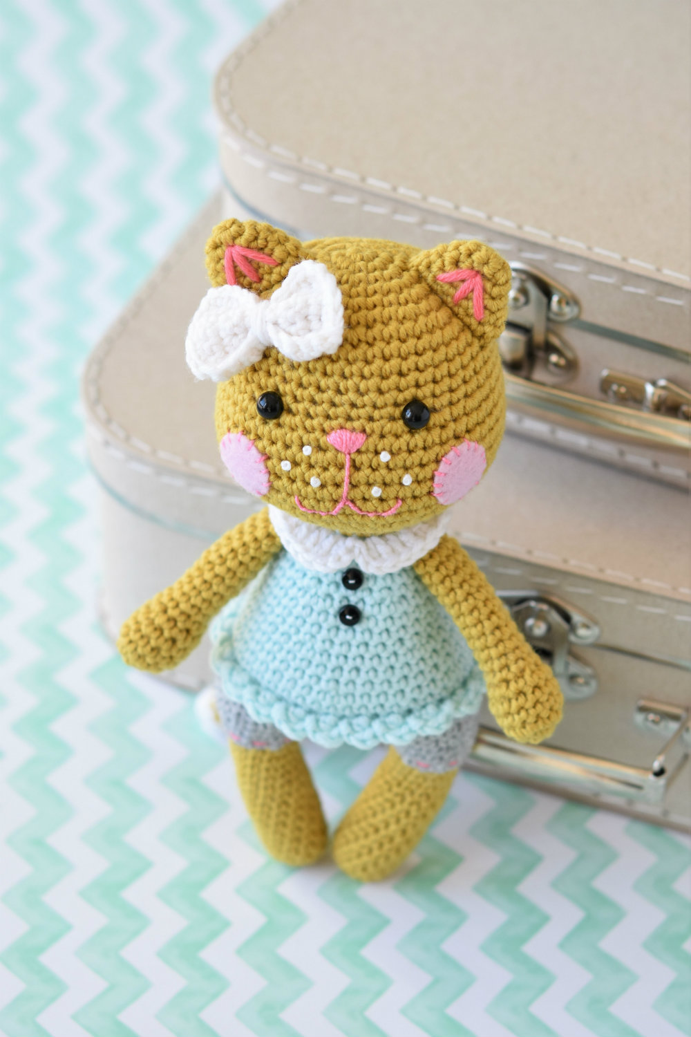 meow cat amigurumi pattern