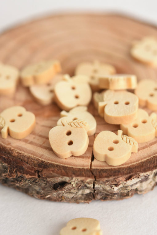 Puust õunakujuline nööp, 20 tk