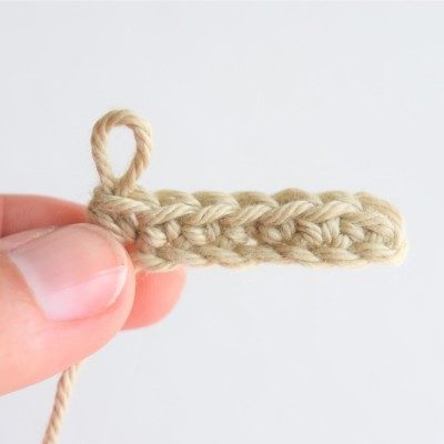 kinnissilmuse heegeldamine