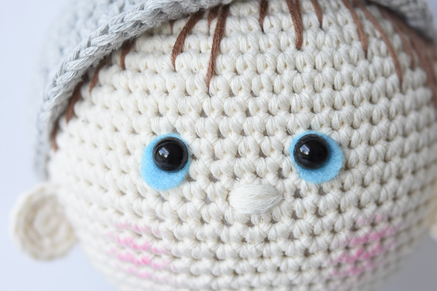How to add felt patches to safety eyes? Amigurumi tutorial lilleliis