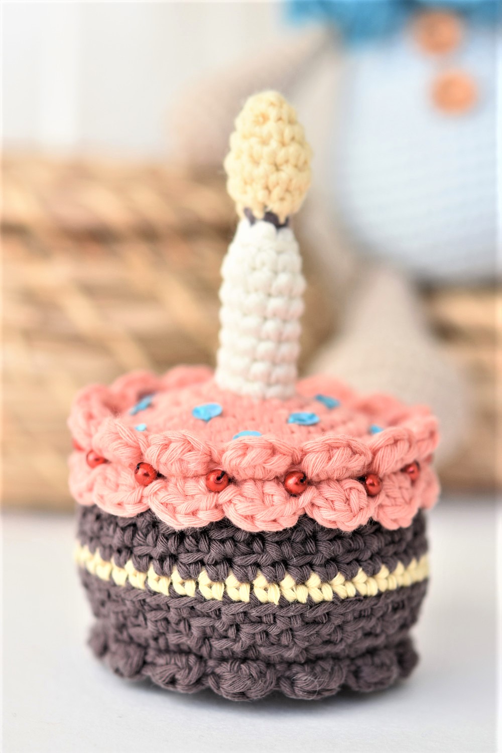 Sprinkles the Funfetti Cake Slice - A Menagerie of Stitches