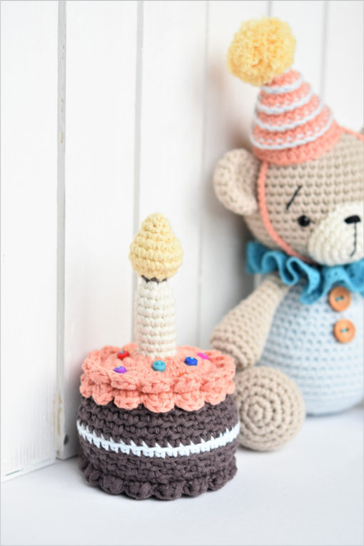 crochet cake pattern