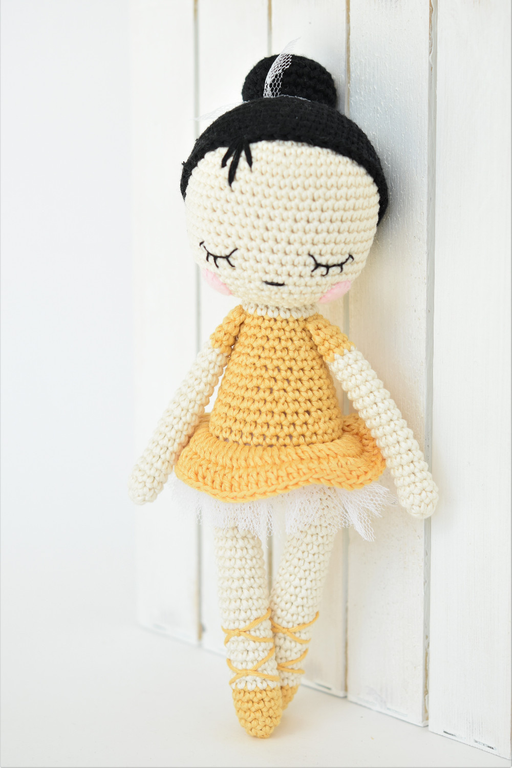 amigurumi ballerina doll