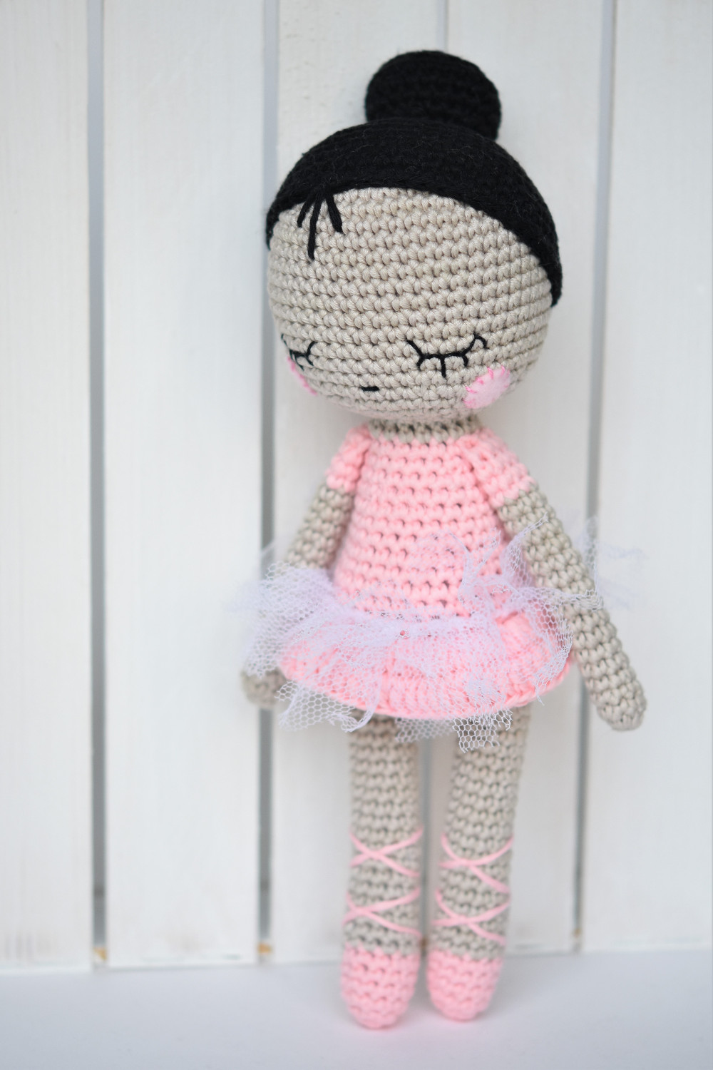 amigurumi ballerina doll