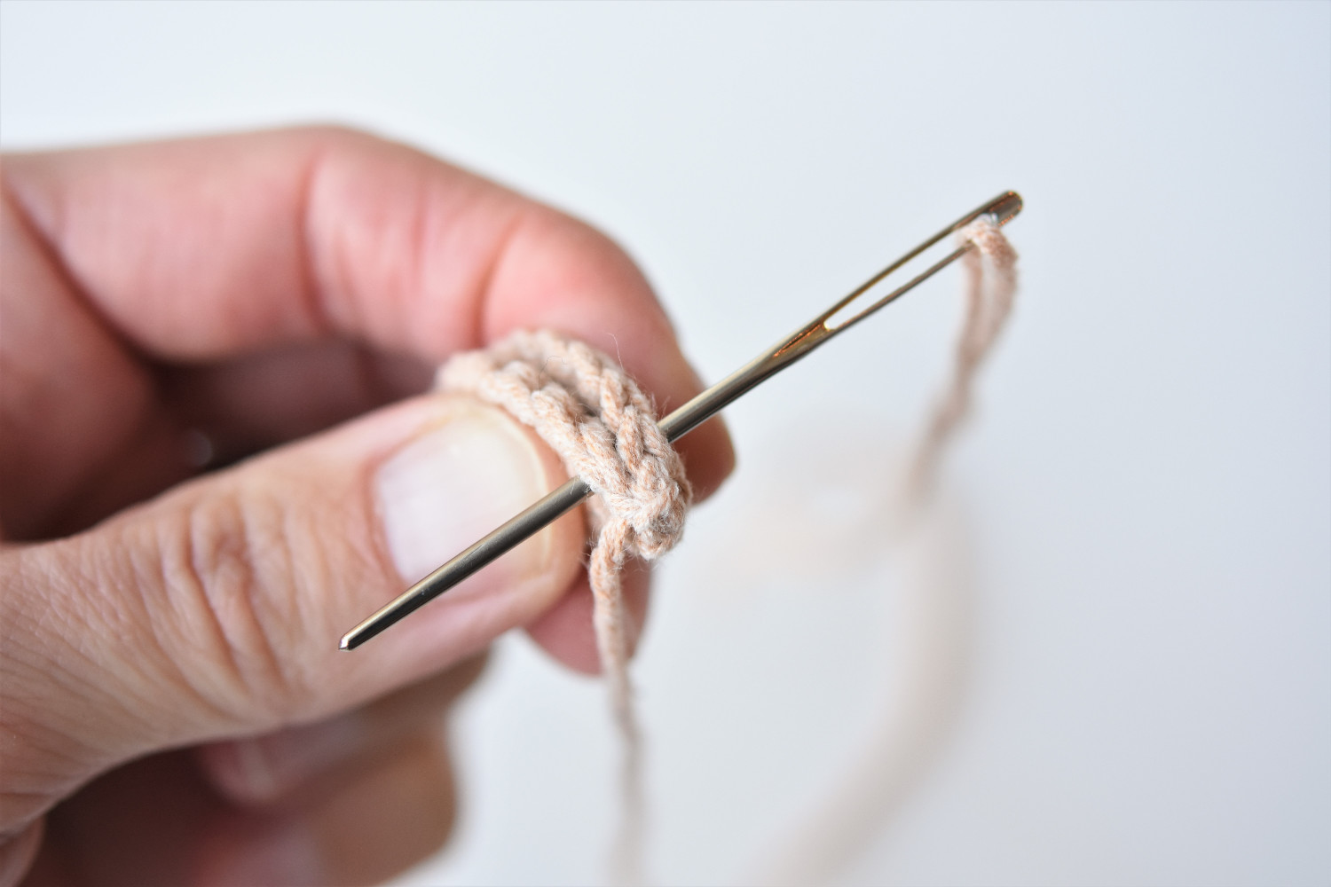 amigurumi sewing parts together