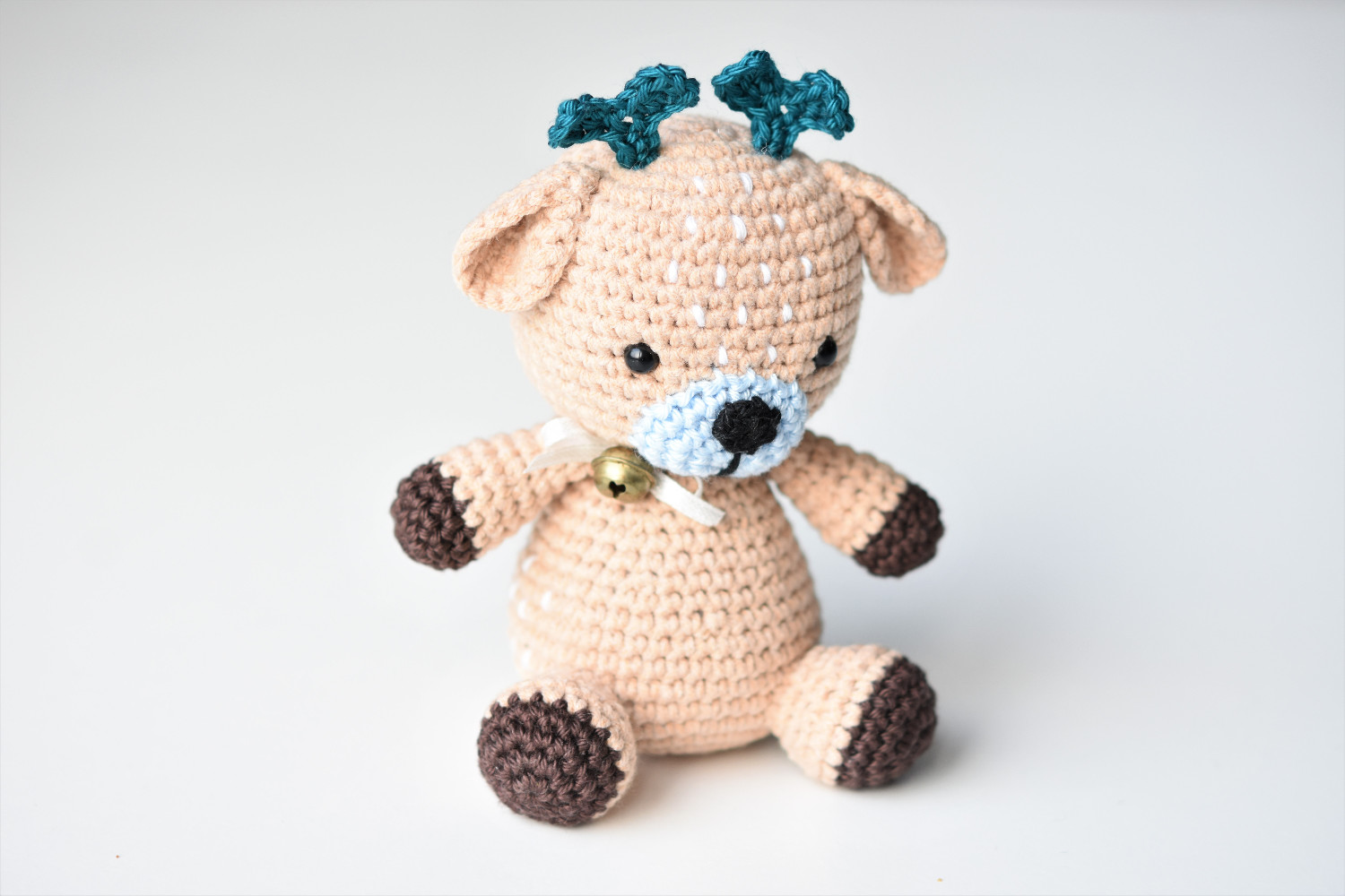 amigurumi toy making
