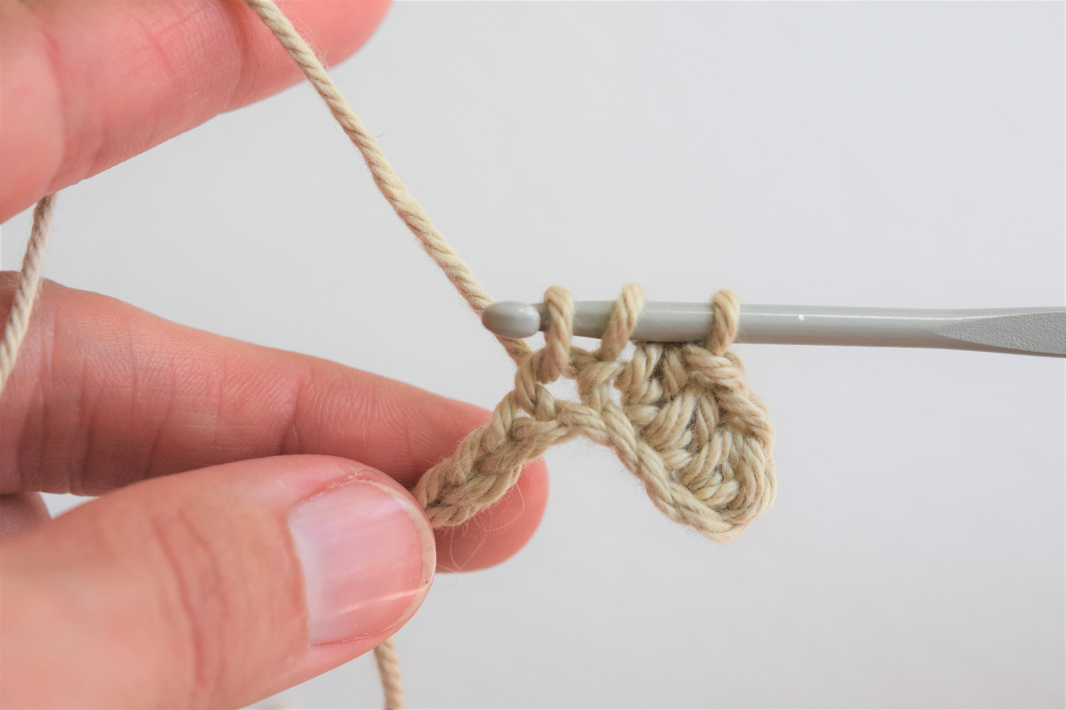 half double crochet tutorial (4) half double crochet tutorial