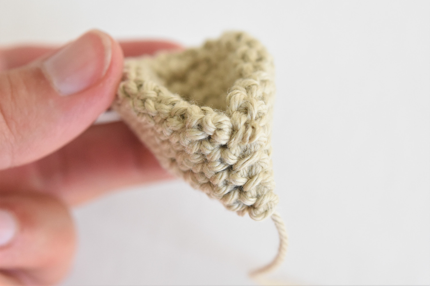 Amigurumi detaili pealt kokkuõmblemine