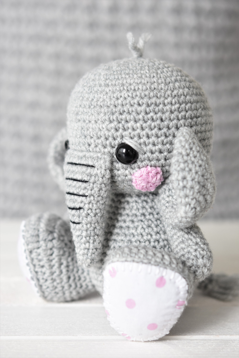 amigurumi baby elephant