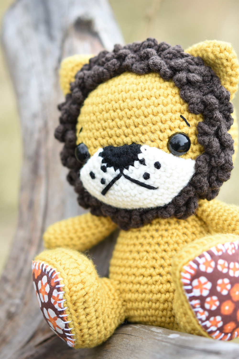 amigurumi crochet lion