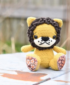 luca the lion amigurumi