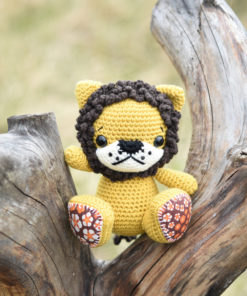 luca the lion amigurumi