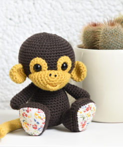 mambo the monkey amigurumi