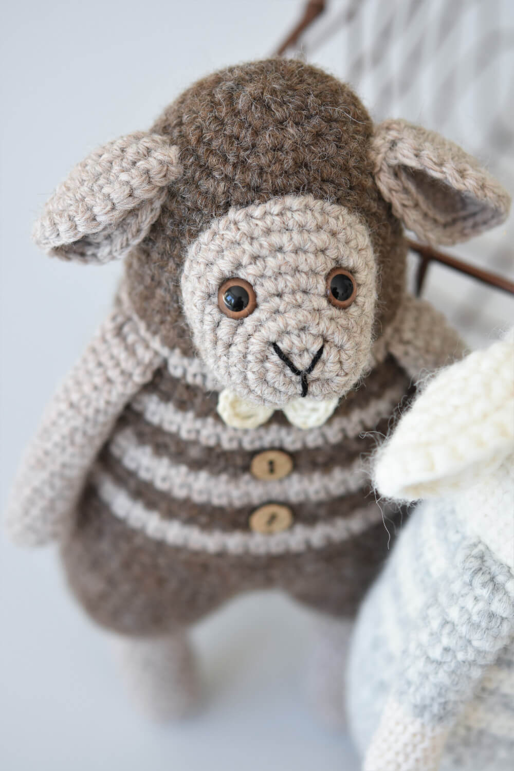 amigurumi fluffy sheep