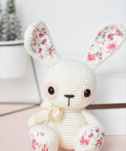 heegeldatud mänguasjad amigurumi jänes