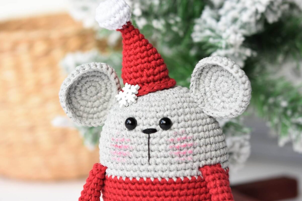 amigurumi santa mouse free pattern