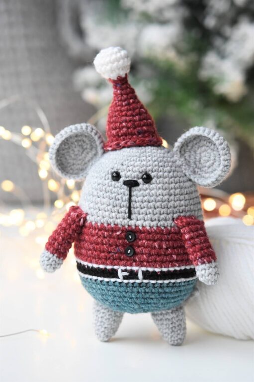 amigurumi santa mouse free pattern