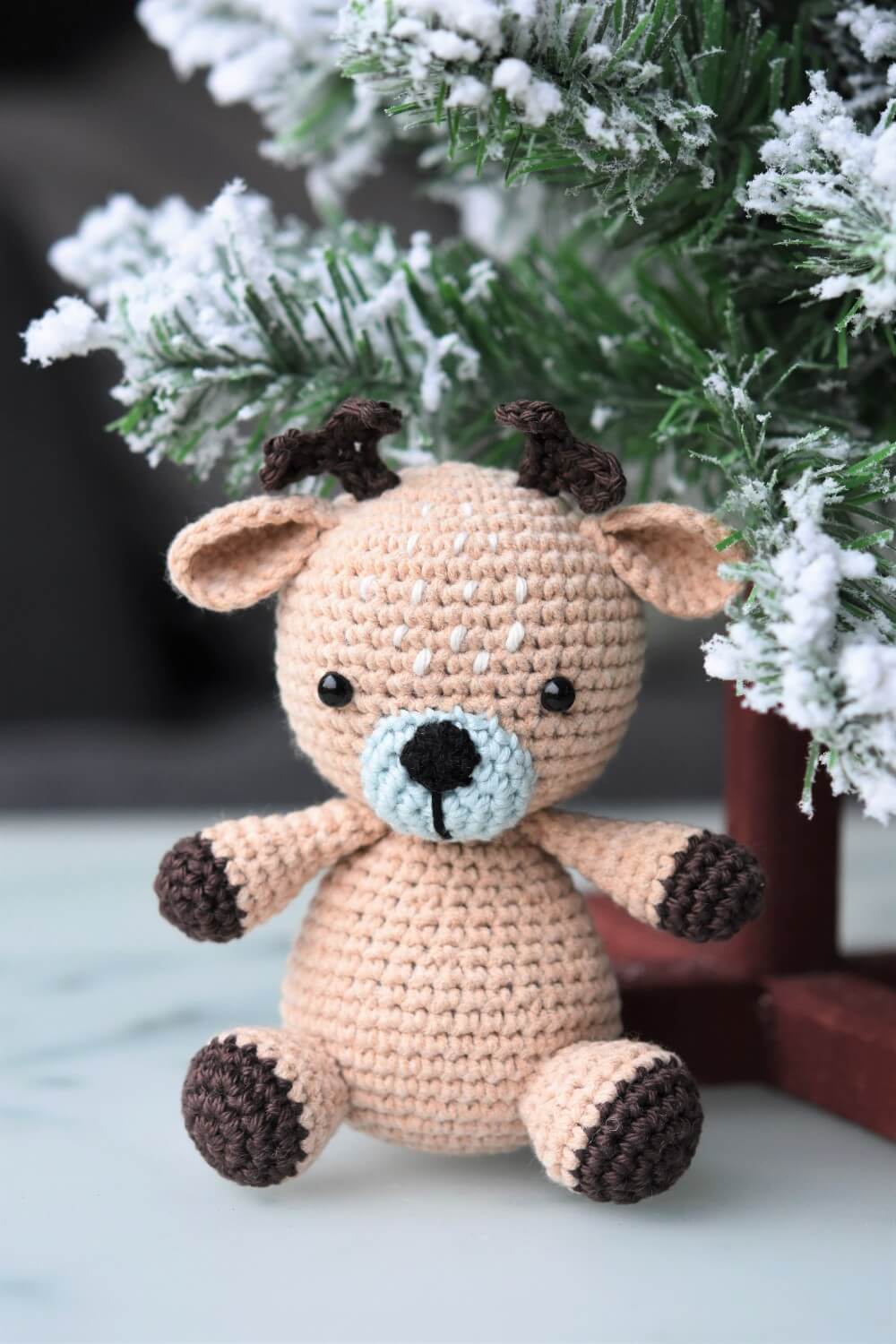 Amigurumi toy deer Deer crochet pattern.toy template in English easy crochet pattern amigurumi Christmas deer
