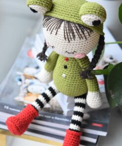 heegeldatud nukk konnake