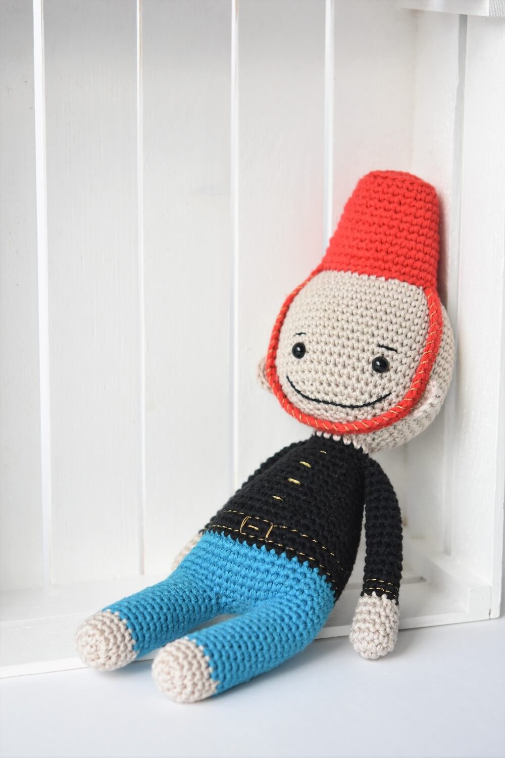 amigurumi soldier doll