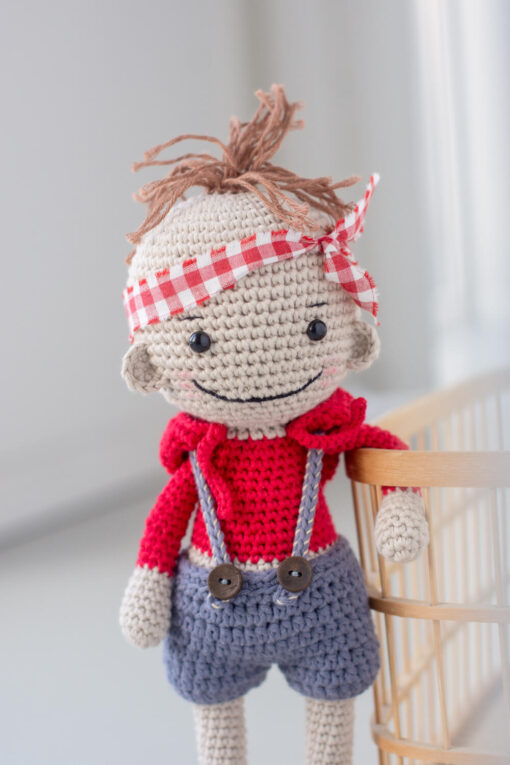 crochet doll robby