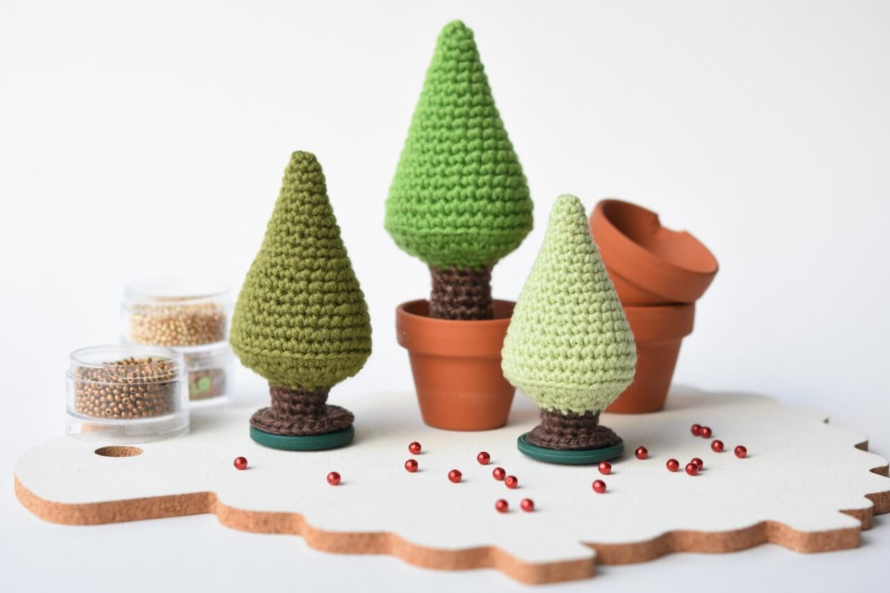 Little amigurumi Christmas tree | Free amigurumi pattern | lilleliis