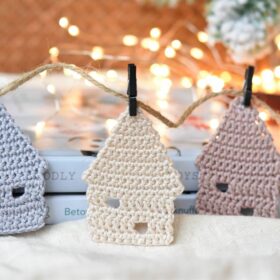 little crochet house motif