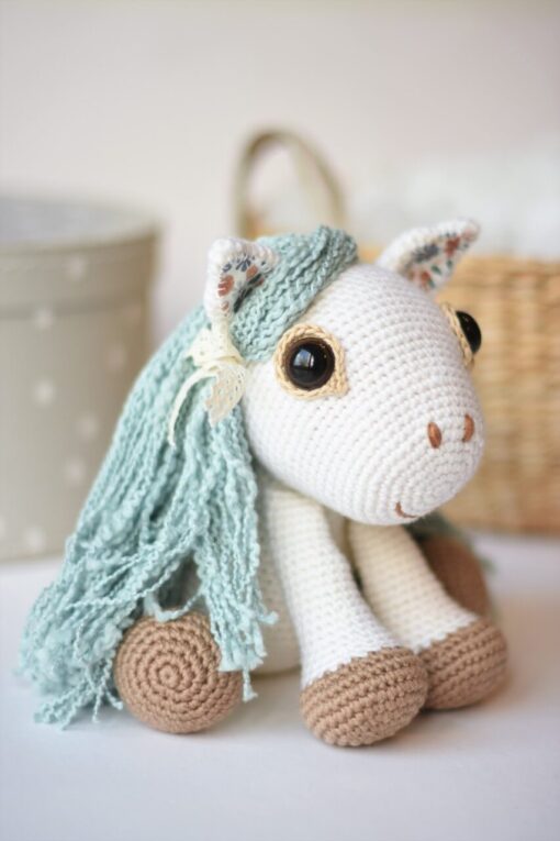 amigurumi crochet pony pattern