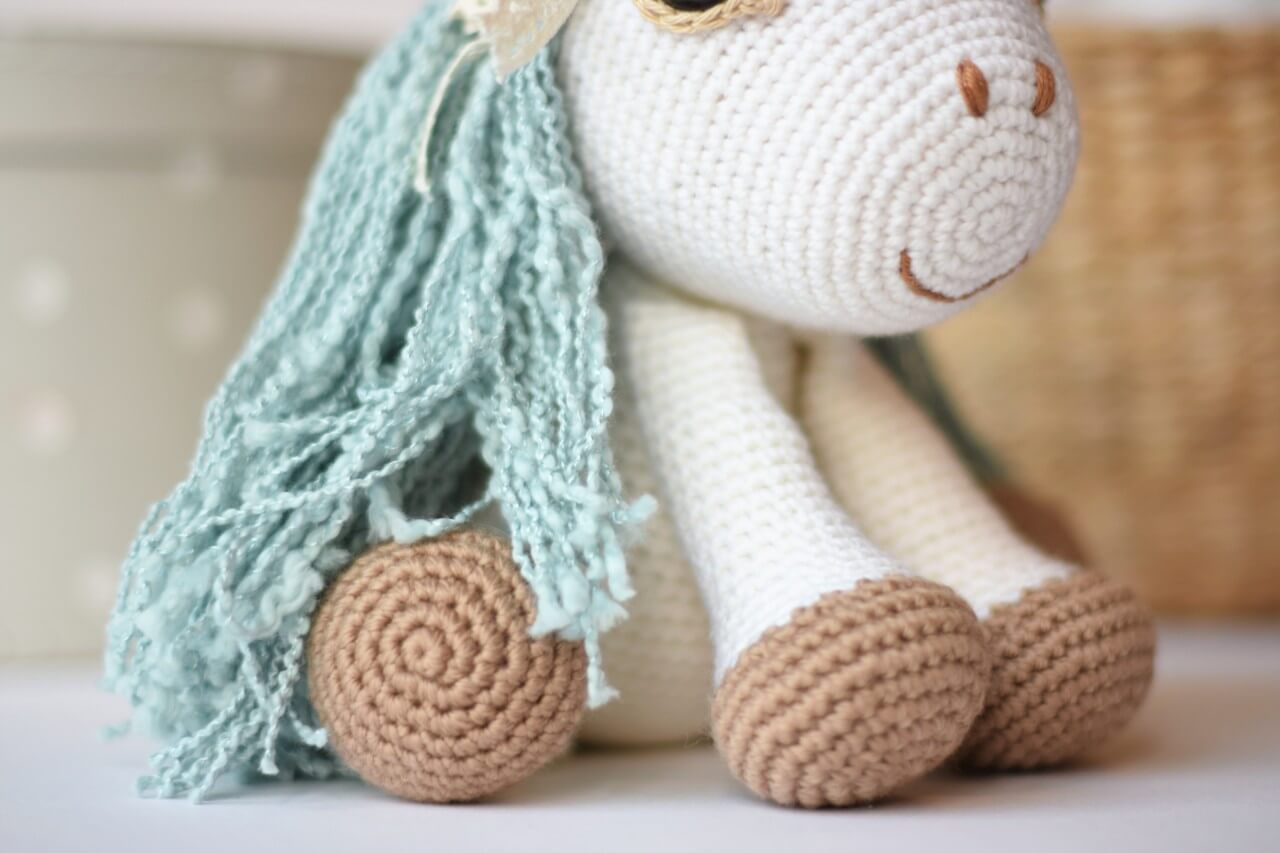 pony girl amigurumi pattern