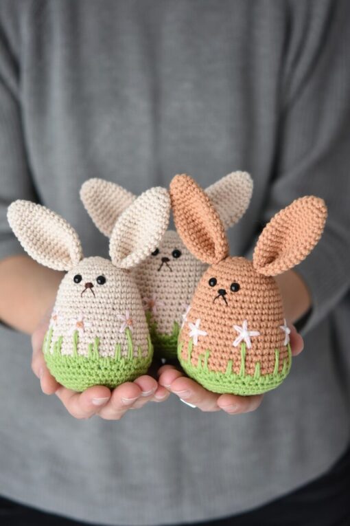 spring bunny amigurumi pattern