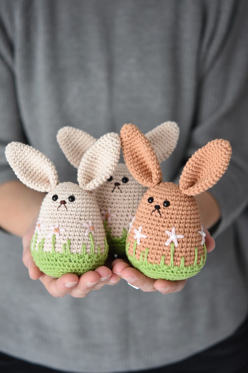 Spring bunny - amigurumi pattern