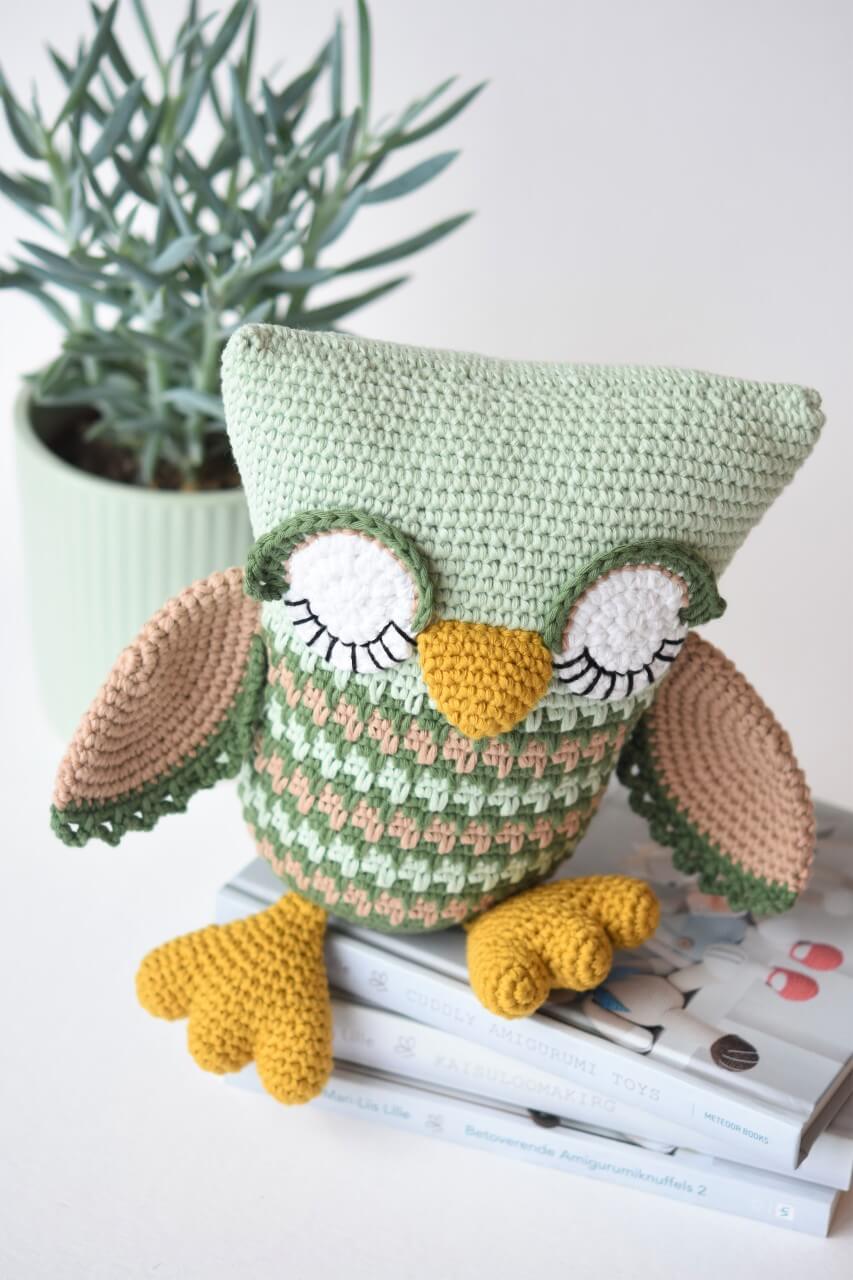 sleepy owl cuddly amigurumi toys