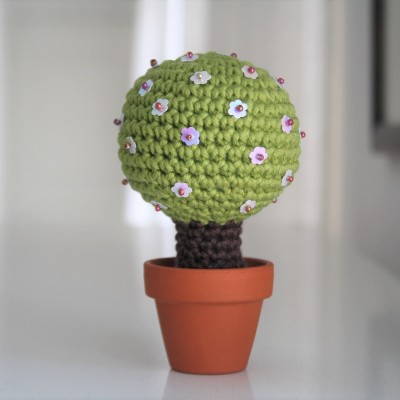 little amigurumi tree