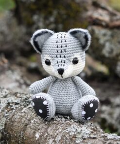 willy the wolf amigurumi pattern