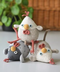 stupid hen amigurumi pattern