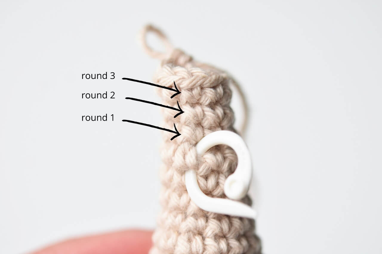 attach stitch marker under the stitch