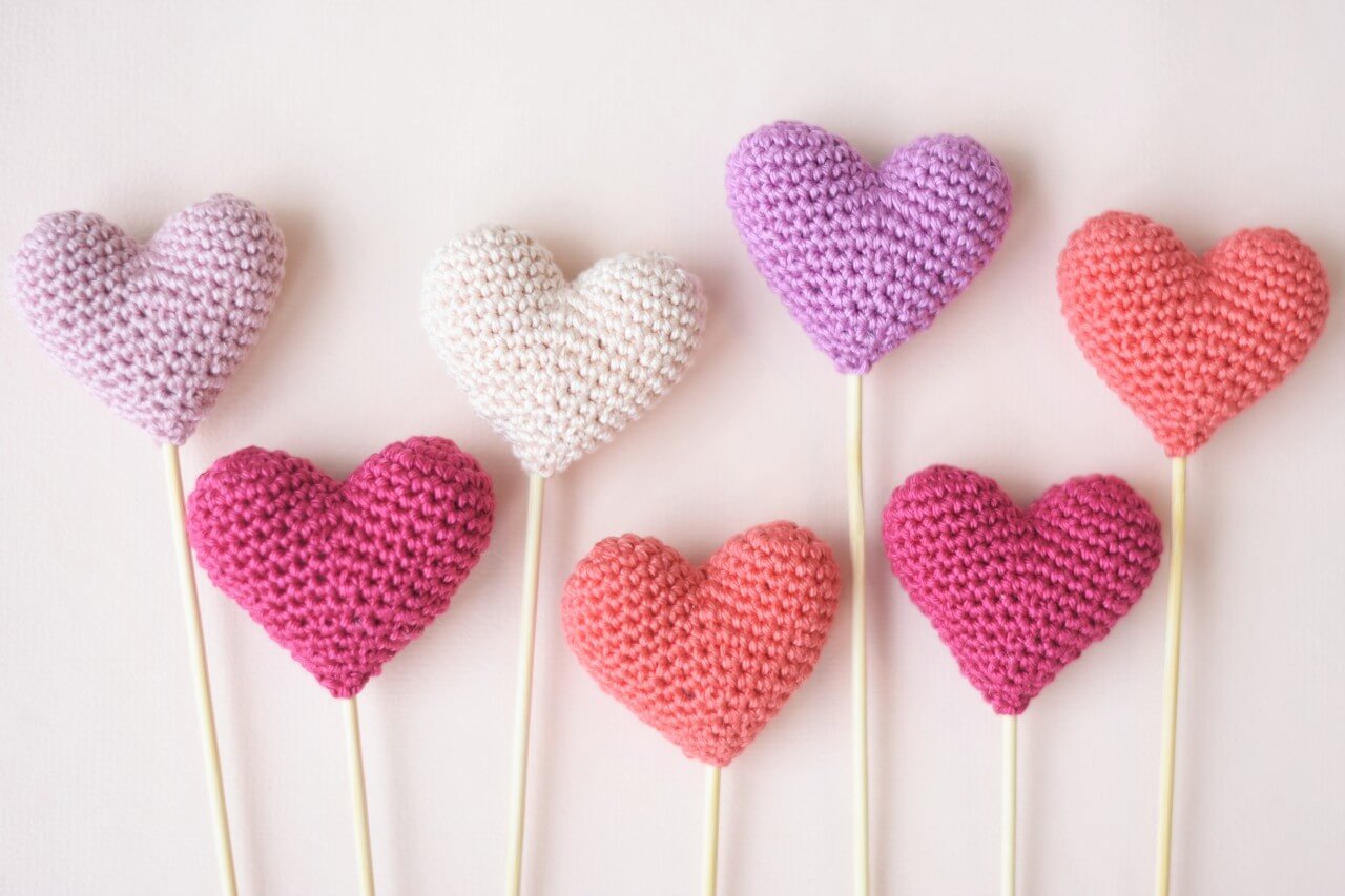 amigurumi hearts on a stick